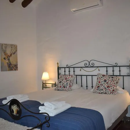 Tatil Evi Angarilla Mit Privatem Pool